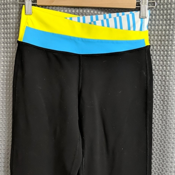 Lululemon Astro Pants Size 4 Black Blue Yoga Crossover Waistband - Picture 2 of 6